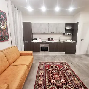 Corso Porta Nuova , Verona Italia
